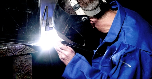 Image of welder at BOA Sheet Metal